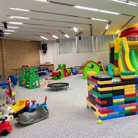 Ce Plaza Hotel Siófok Kültér fotó