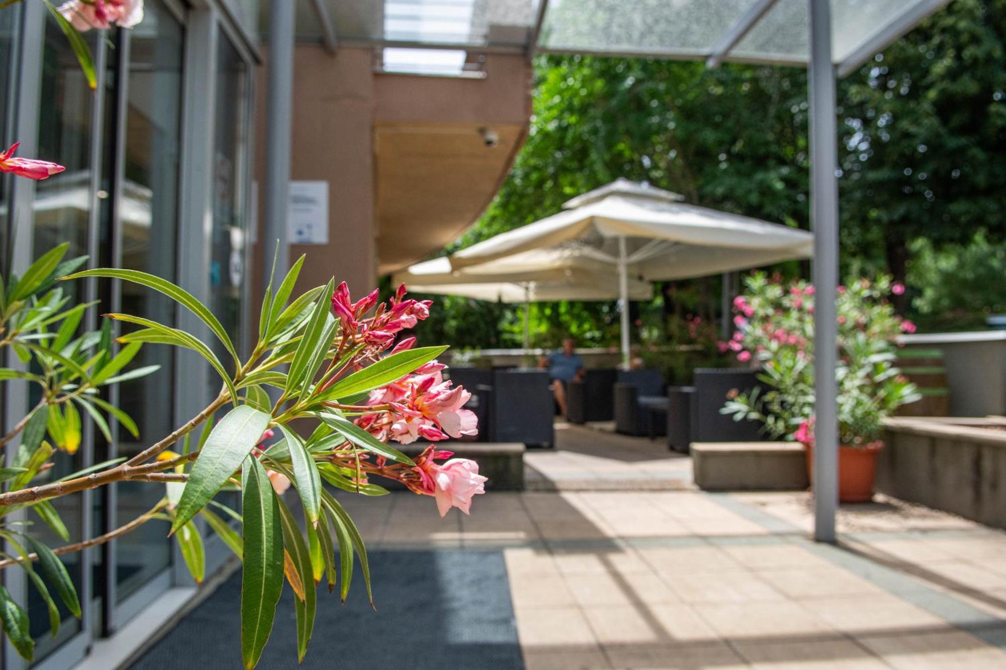 Ce Plaza Hotel Siófok Kültér fotó