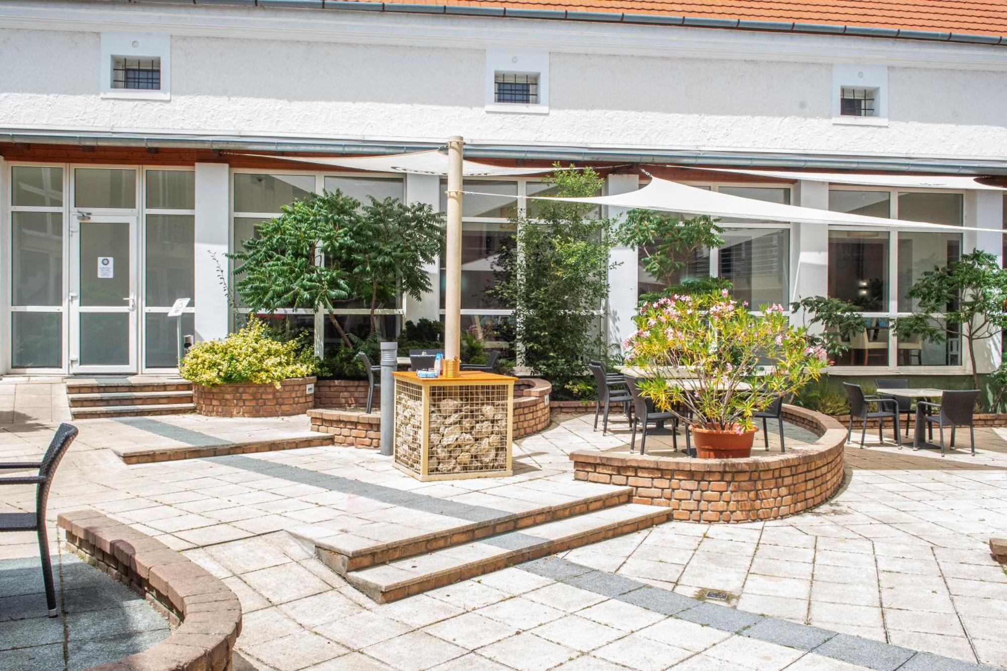 Ce Plaza Hotel Siófok Kültér fotó